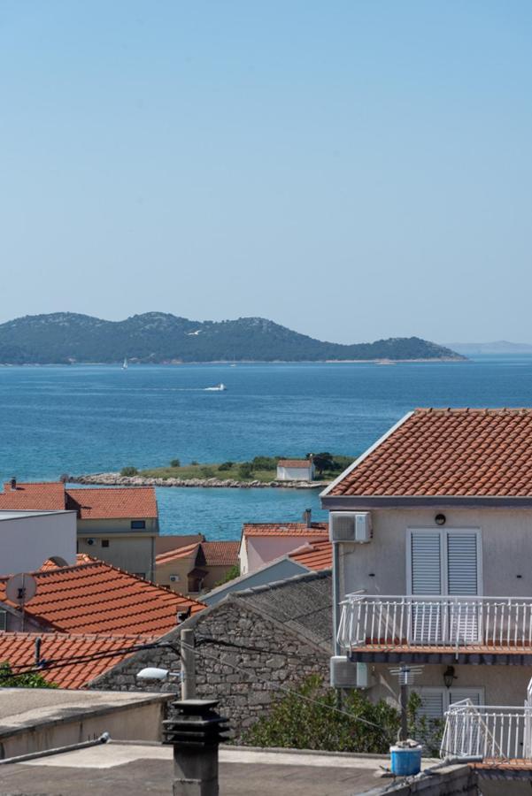 Rasin Apartments Pakoštane エクステリア 写真